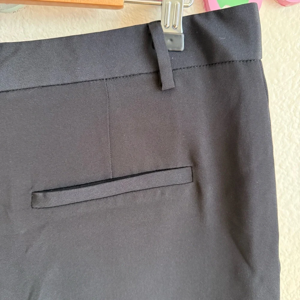 Tibi Elegant Black Silk Shorts Size 12 - Picture 9 of 11